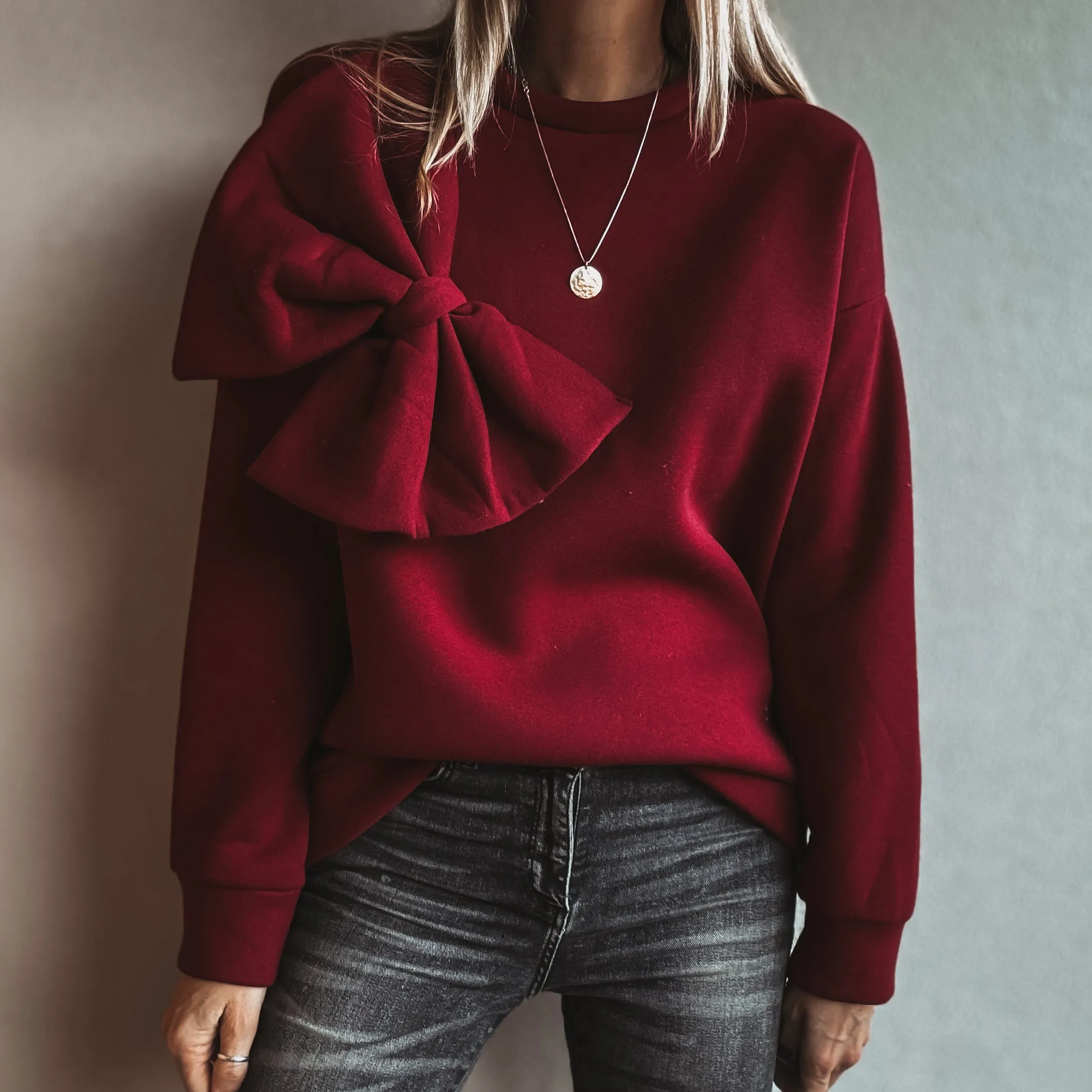 Burgundy Bow sweatshirt *NEW*