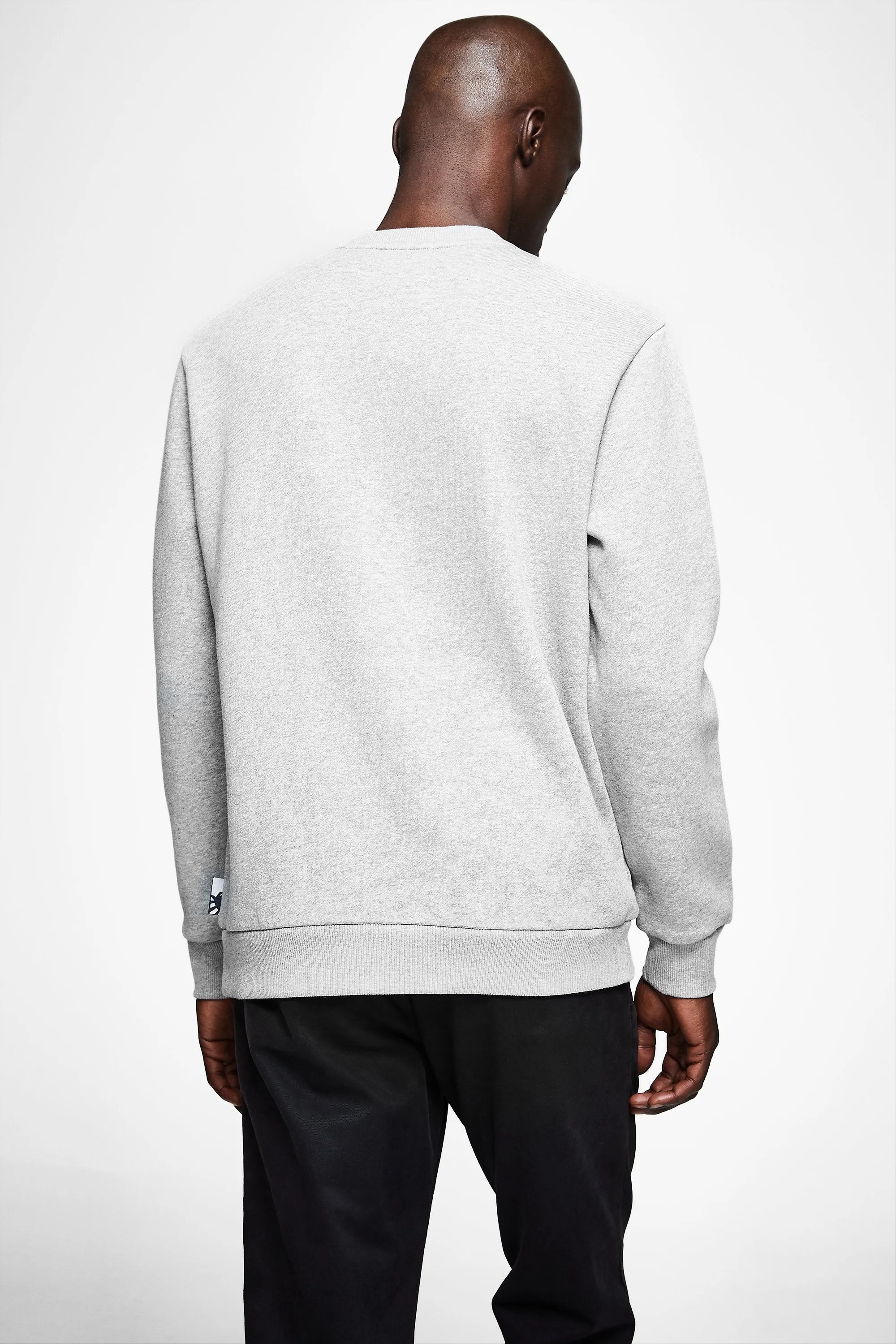 CITY CREWNECK SWEATSHIRT