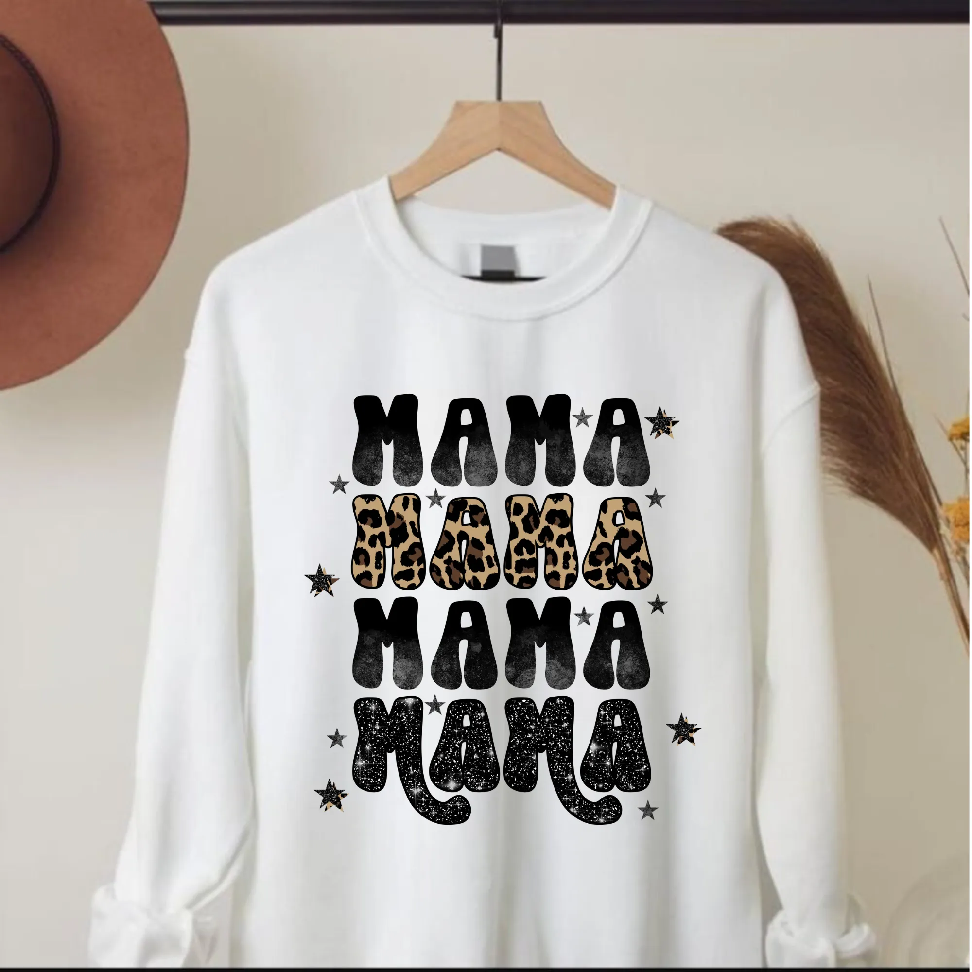 Leopard Print Mama Sweatshirt Crewneck