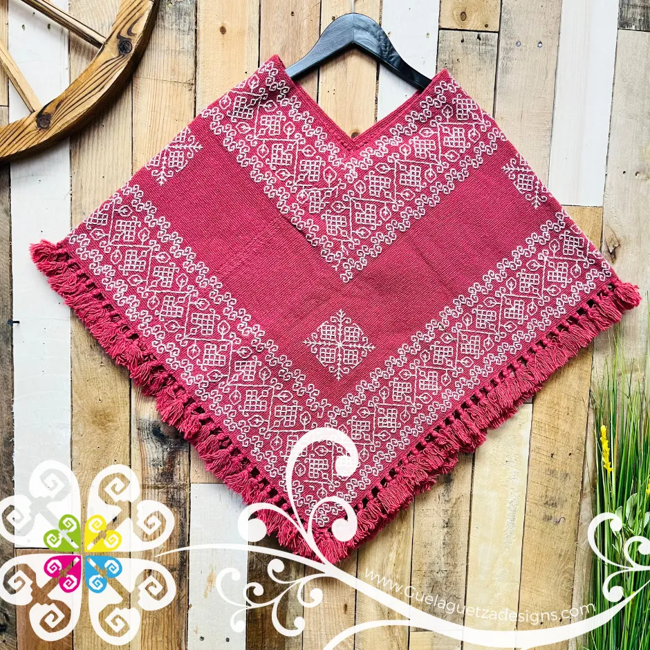 Orillado Puntada Antigua Design Embroider Poncho - Mañanita