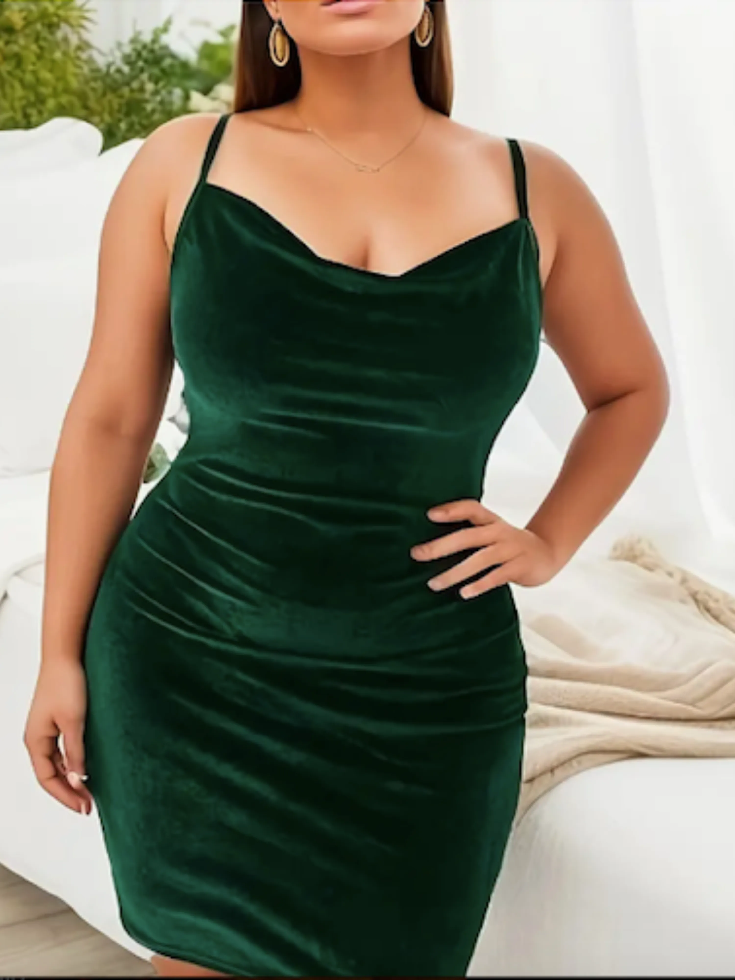 Plus Size Solid Ruched Cami Dress, Casual V Neck Sleeveless Slim Dress, Women's Plus Size Clothing 126 sold Provided by SanHangFuShi