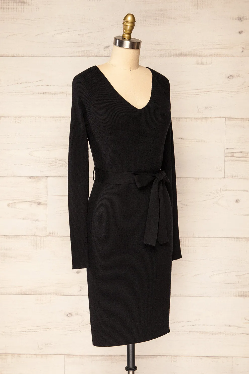 Sayure Black | Long Sleeved Ribbed Midi Dress