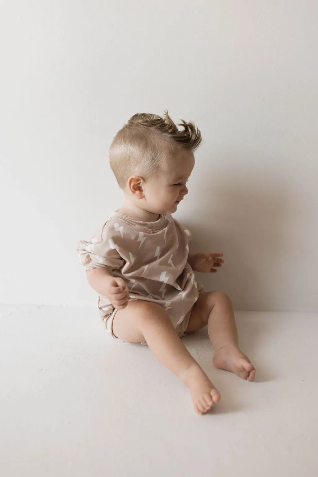 Sweatshirt Romper | Cream Lightning