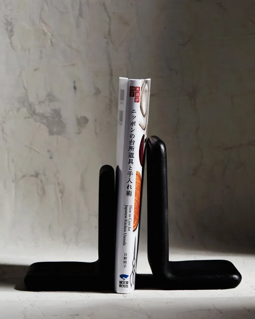 Tetu Bookends (OUT OF STOCK)