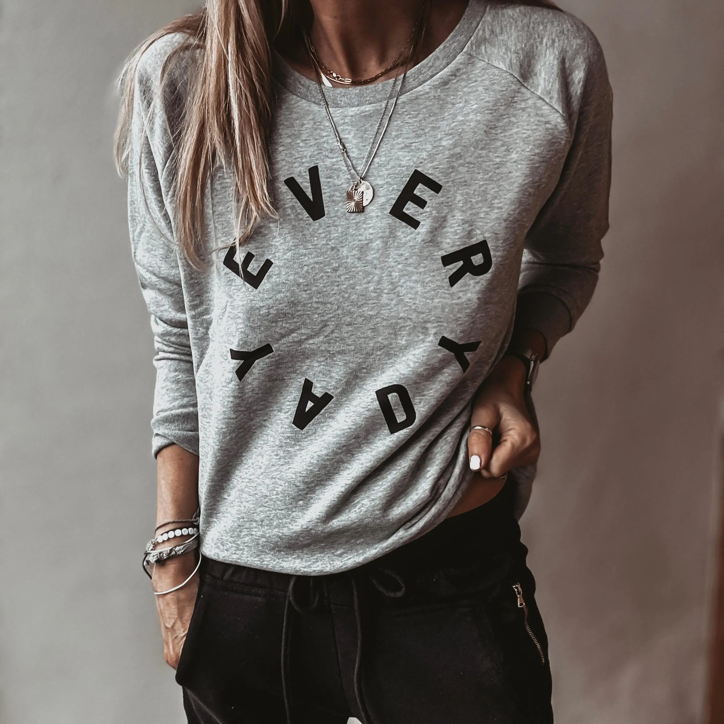 The EVERYDAY GREY sweatshirt *relaxed style* NEW