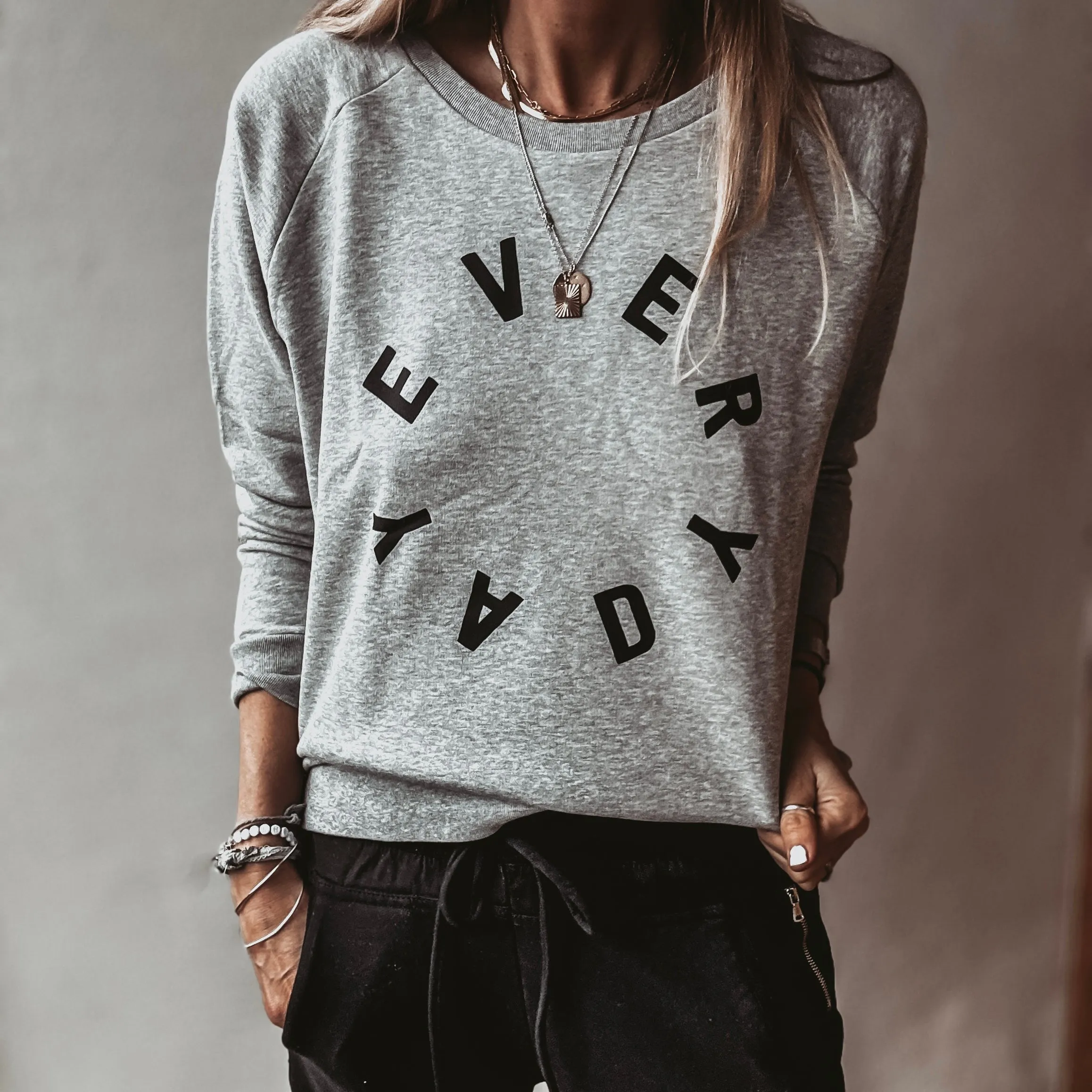 The EVERYDAY GREY sweatshirt *relaxed style* NEW