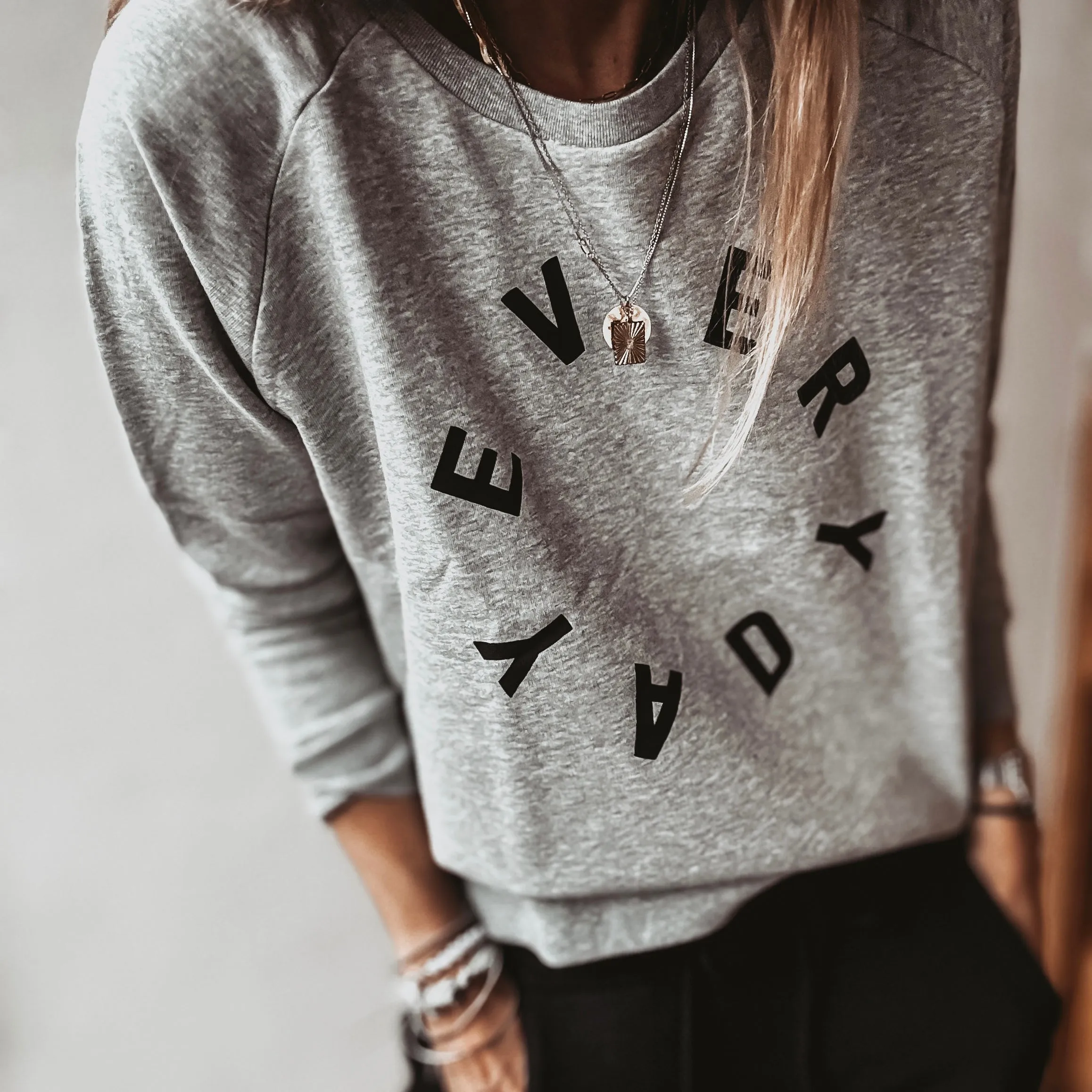 The EVERYDAY GREY sweatshirt *relaxed style* NEW