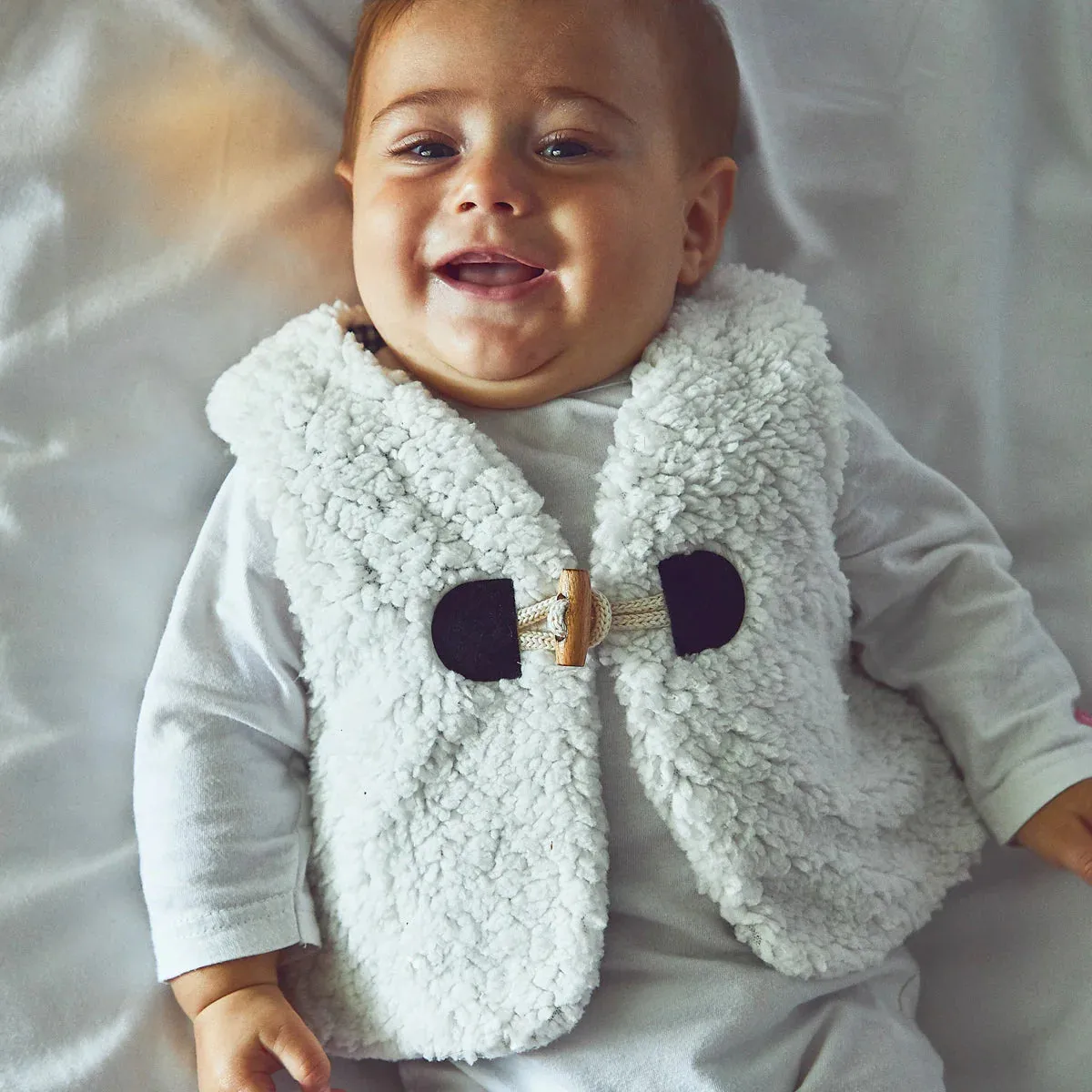 Vienne Vest - Baby - Sewing Pattern | Ikatee