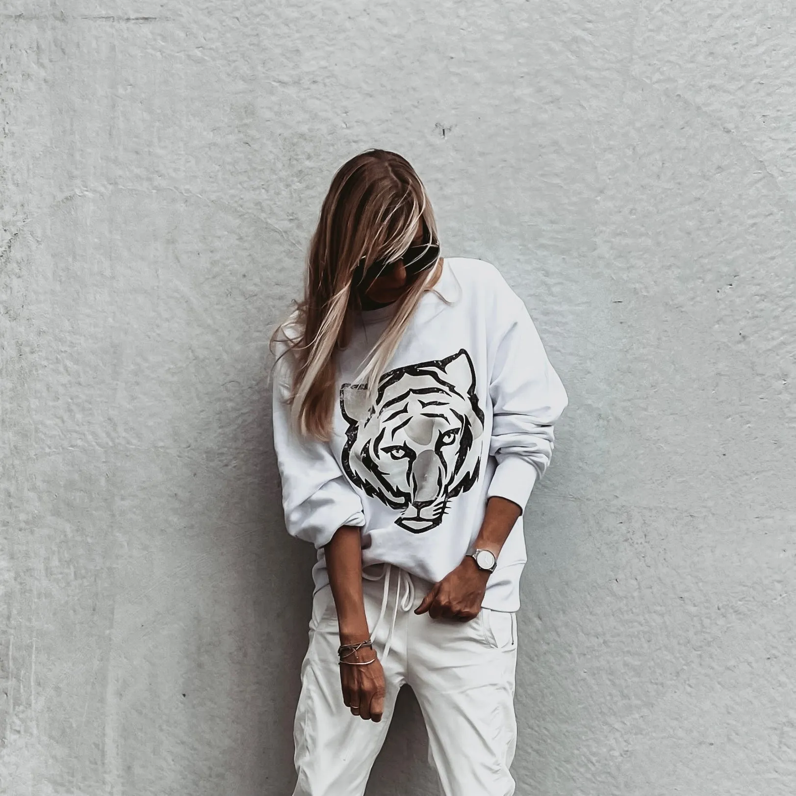 White tiger sweatshirt *super slouchy fit* *now half price*